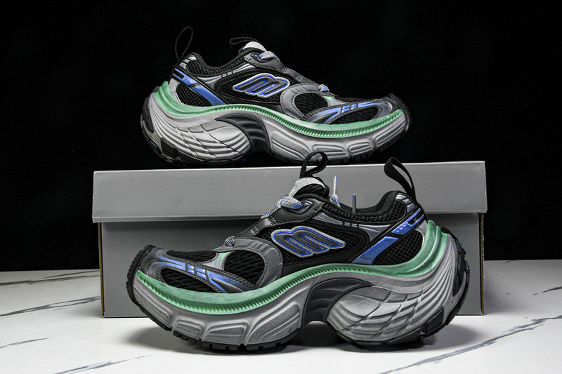 Balenciaga 6XL Sneaker