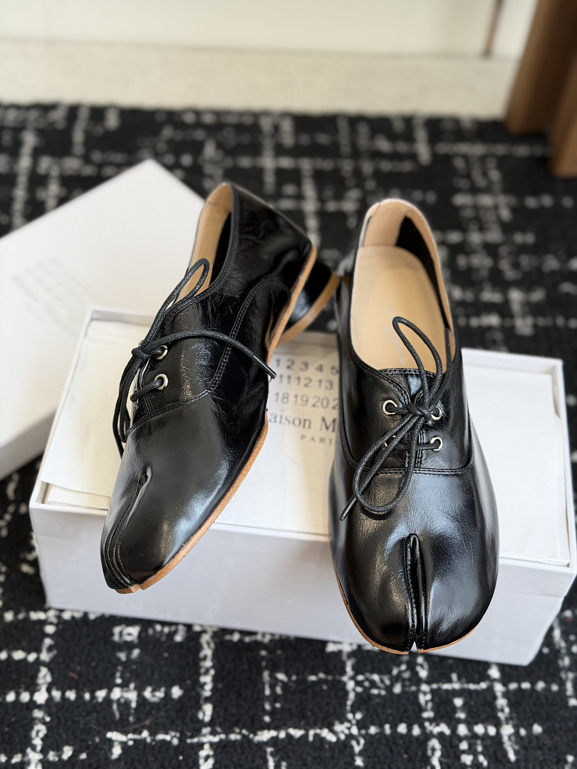 Ma1s0n Marg*e1a Tabi Loafers