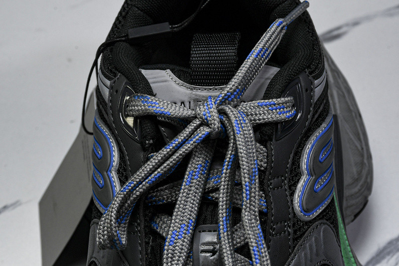 Balenciaga 10XL Sneaker