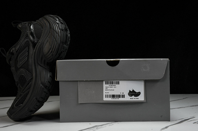 Balenciaga 10XL Sneaker