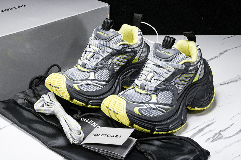 Balenciaga 10XL Sneaker