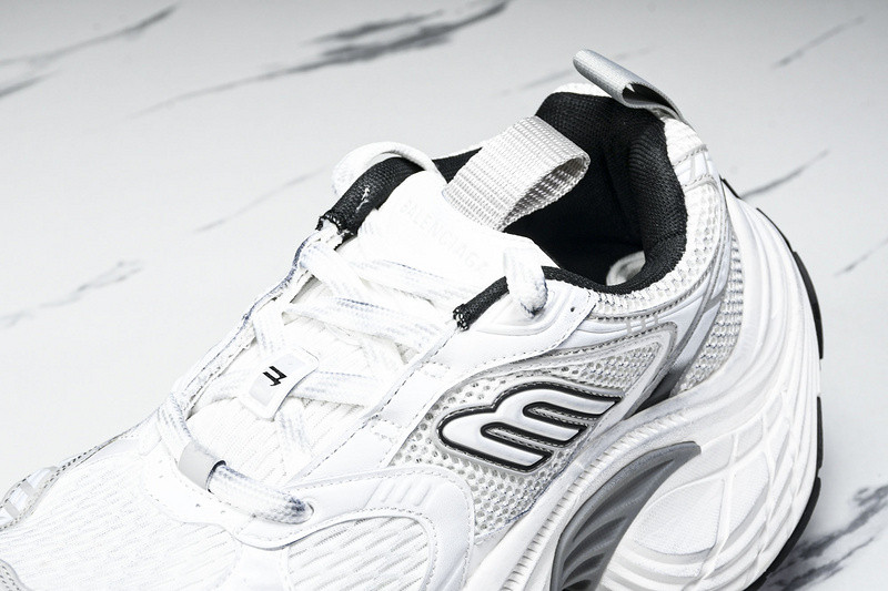 Balenciaga 10XL Sneaker