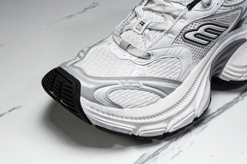 Balenciaga 10XL Sneaker