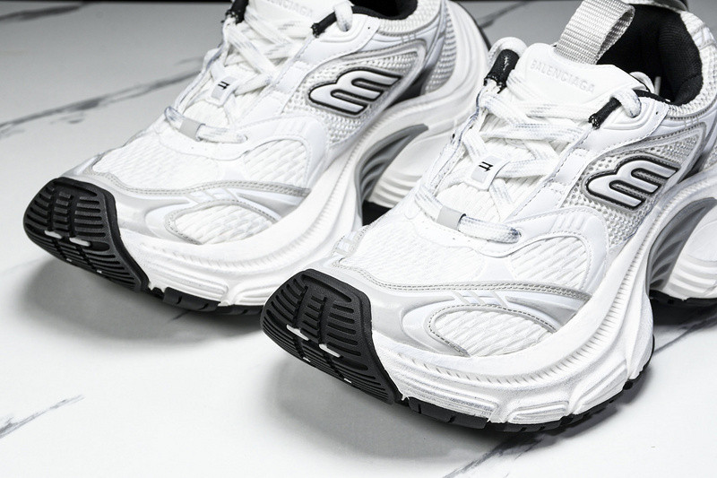 Balenciaga 10XL Sneaker