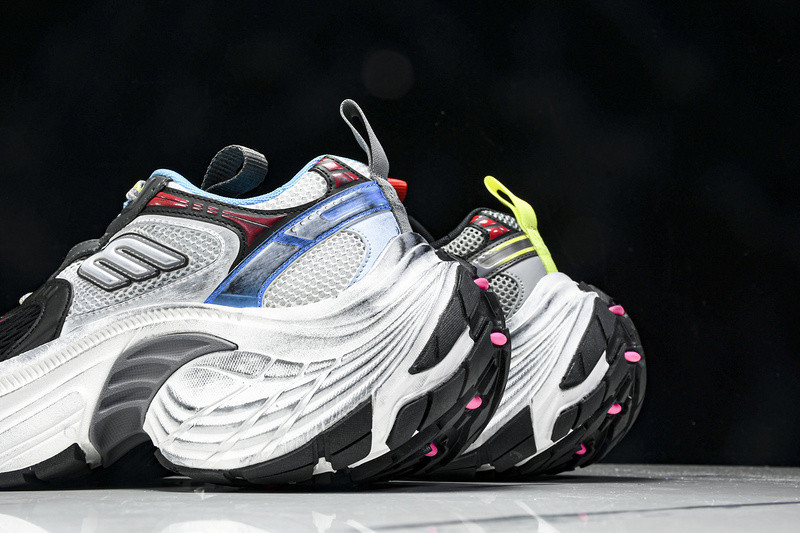 Balenciaga 10XL Sneaker
