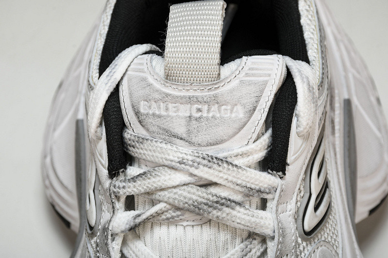 Balenciaga 10XL Sneaker
