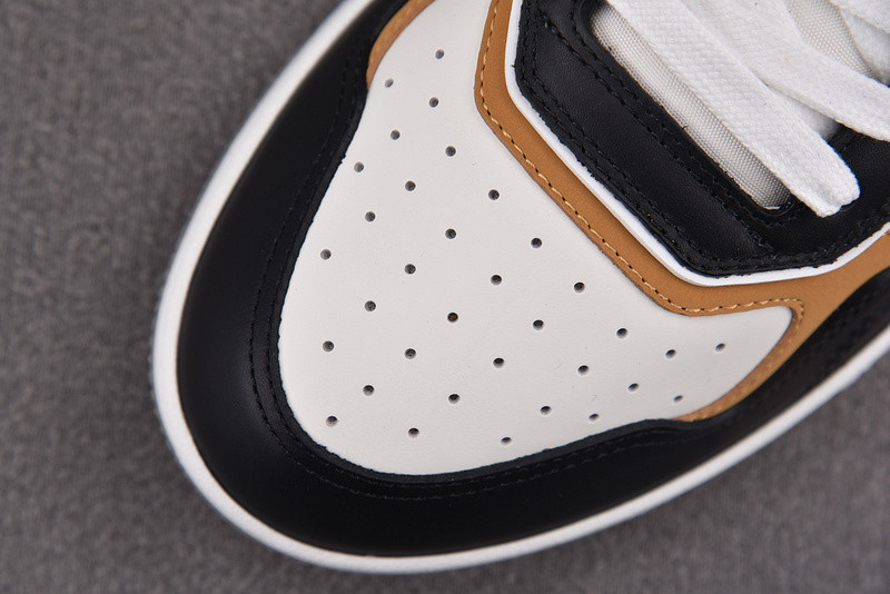 DR B27 Sneaker