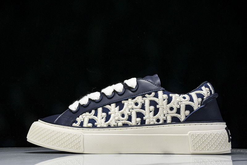 DR B33 Sneaker