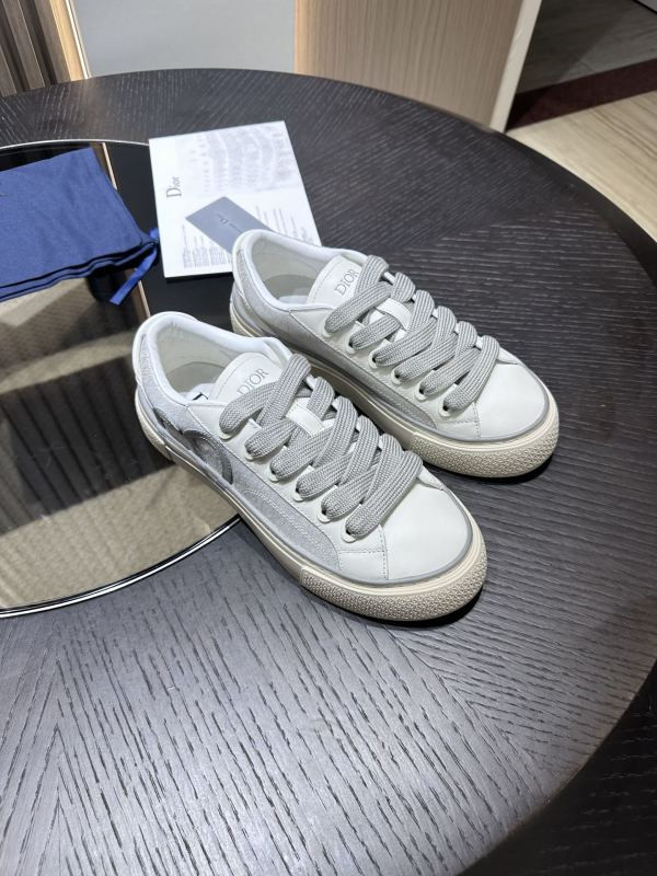 DR B33 Sneaker
