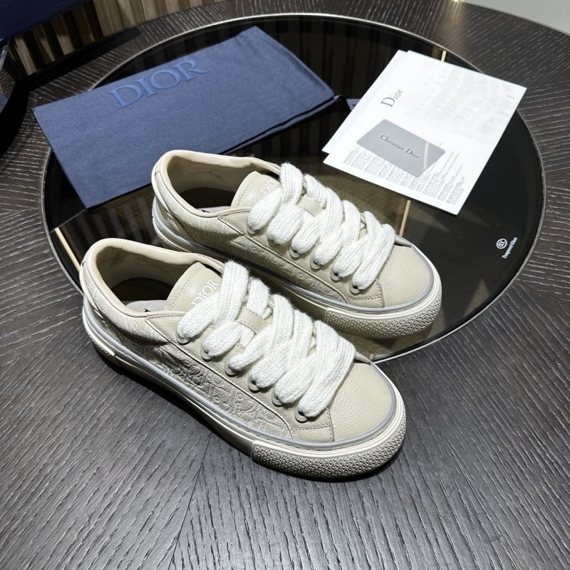 DR B33 Sneaker