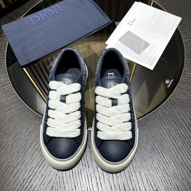 DR B33 Sneaker