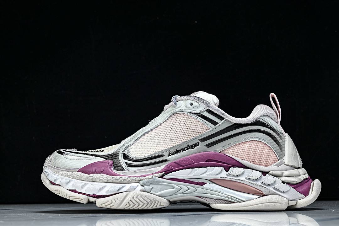 Ba1en*iaga Triple S 2 WTR2G-6800