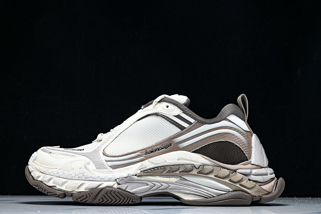 Ba1en*iaga Triple S 2 WTRS2-2290