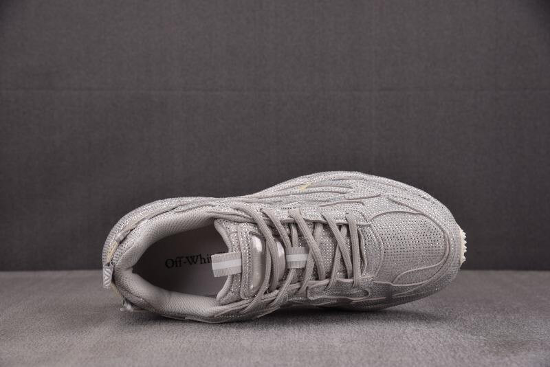 OFF-WHITE BE RIGHT BACK