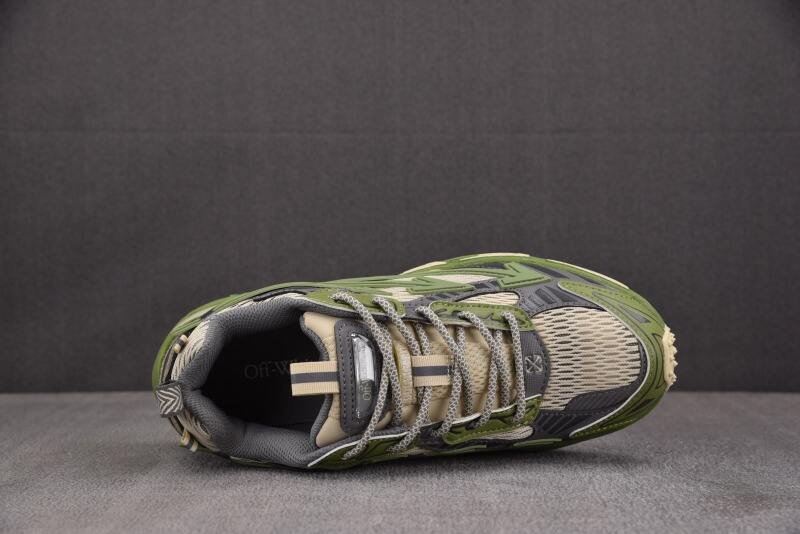 OFF-WHITE BE RIGHT BACK