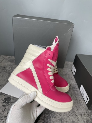 RO Sneakers