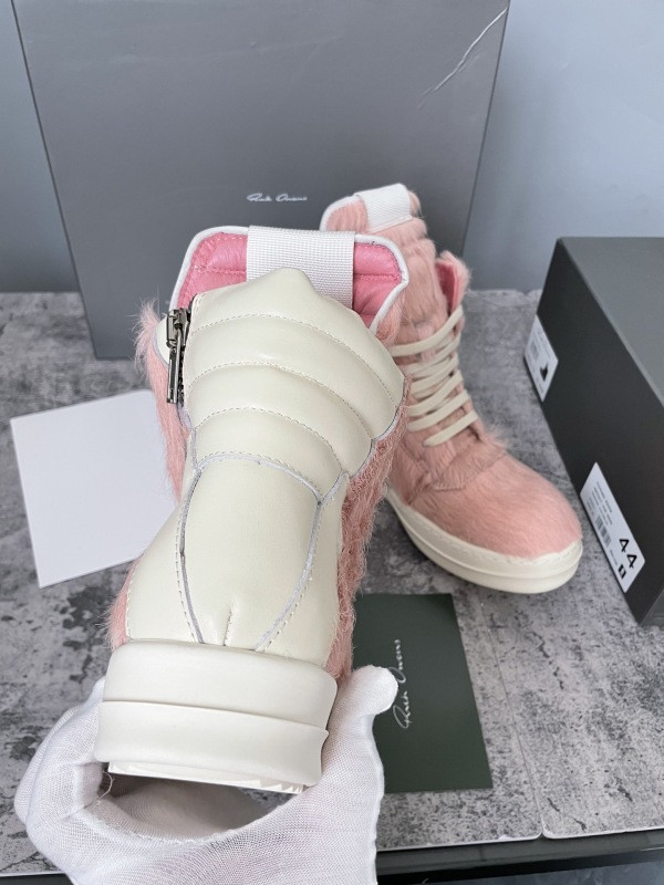 RO Sneakers
