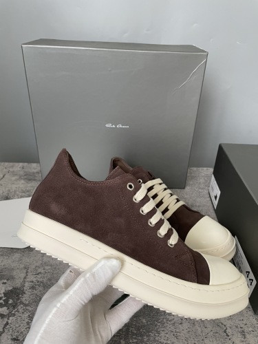RO Sneakers