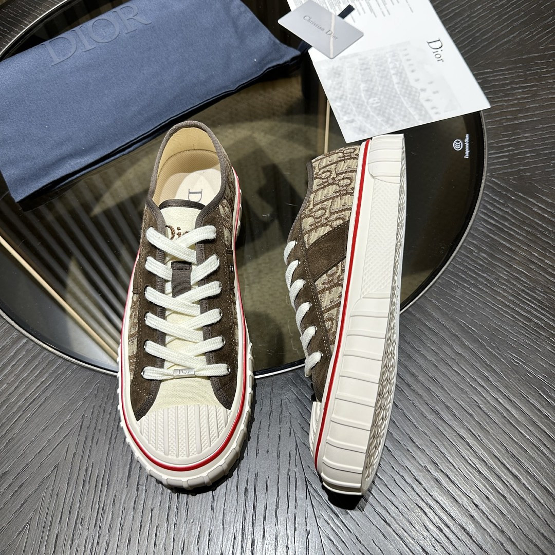 D10r Hooper Low-Top Sneaker DR-H009