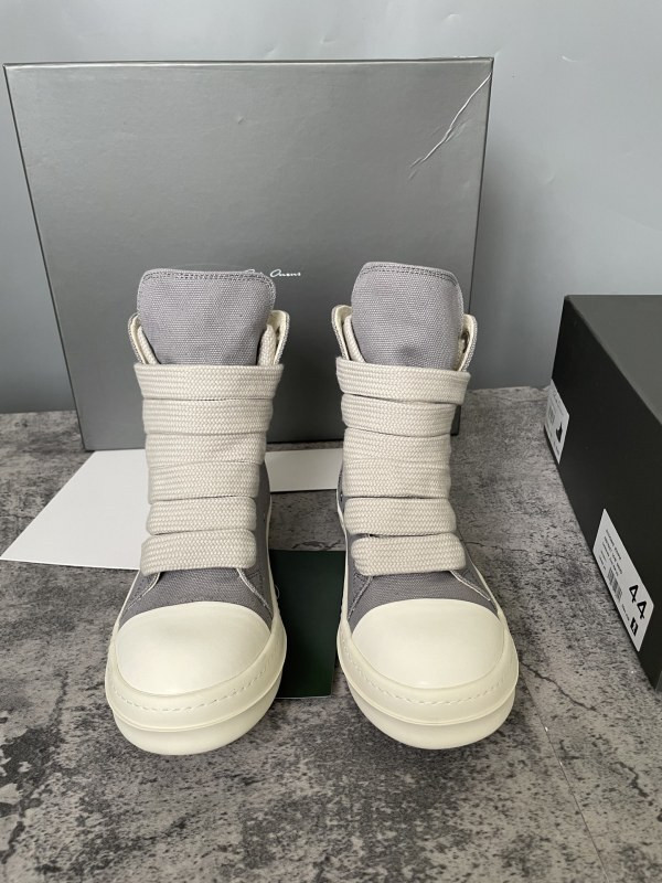 RO Sneakers