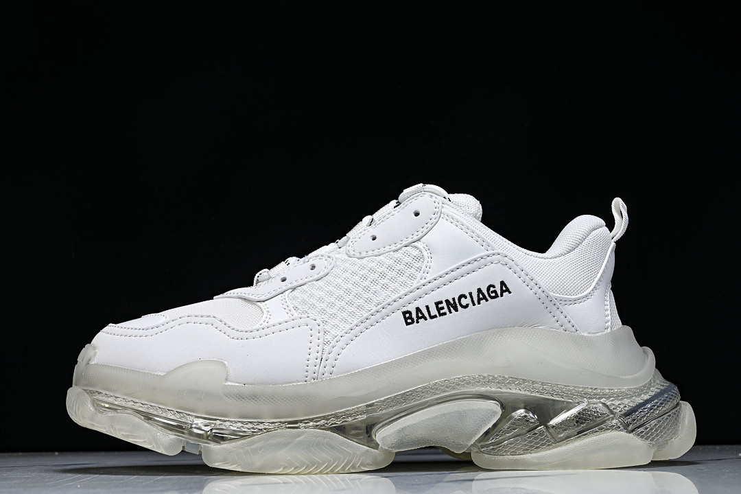 Ba1en*iaga Triple S 3.0 W2FB1-9000