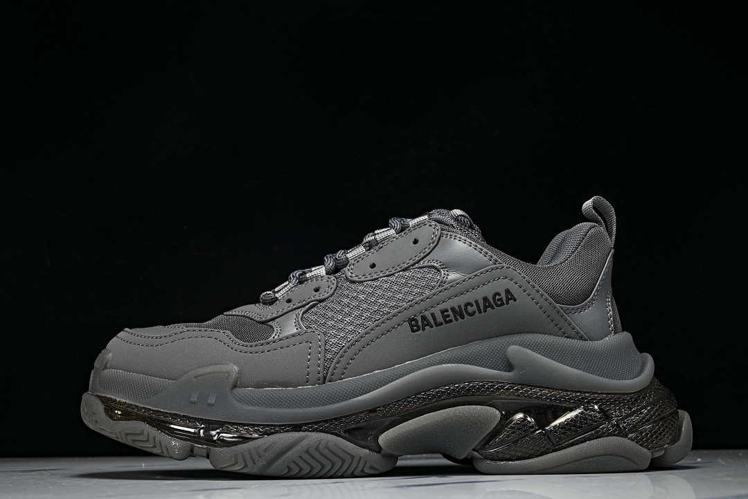 Ba1en*iaga Triple S 3.0 W2GA1-1801