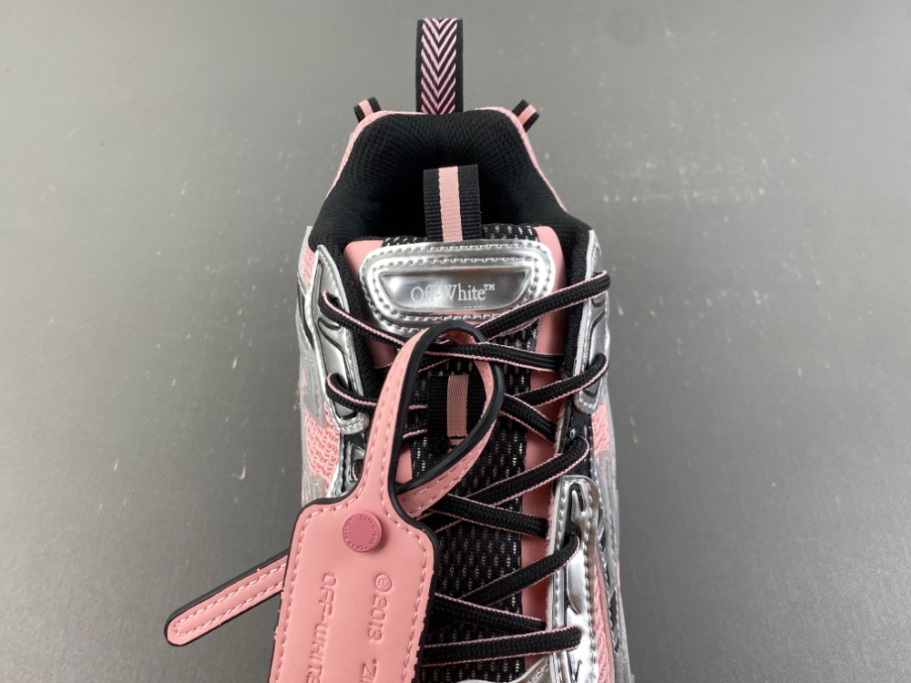 OFF-WHITE BE RIGHT BACK