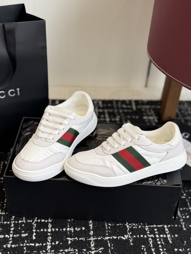 GC Sneakers