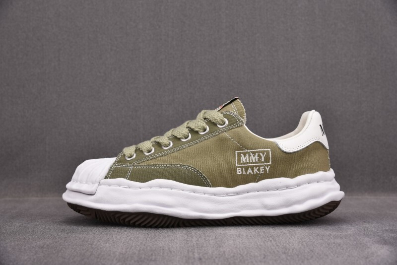 Ma1s0n Mihara Sneakers