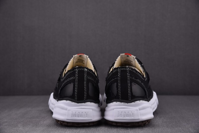 Ma1s0n Mihara Sneakers