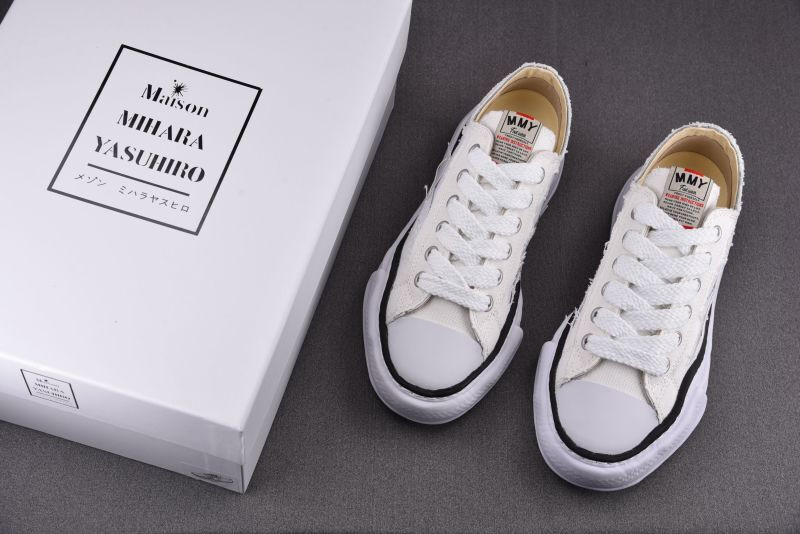 Ma1s0n Mihara Sneakers