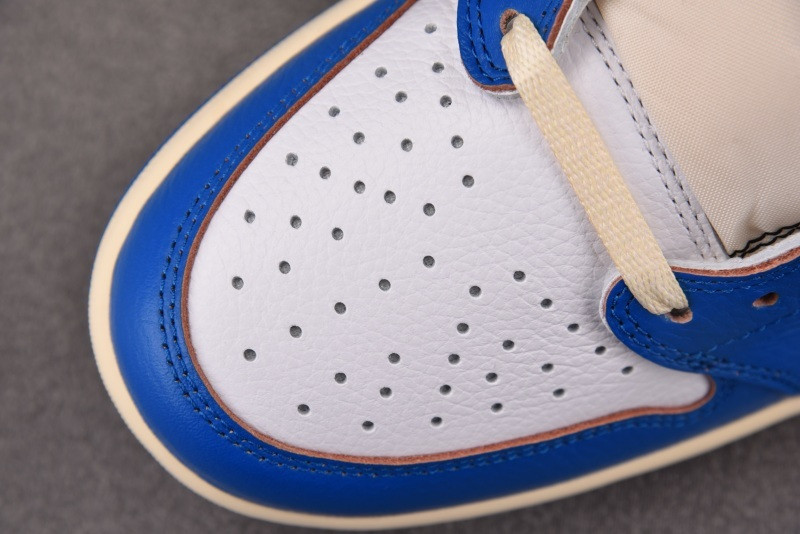 Un x Air Jordan 1 Retro Low OG Summit White HQ6998-106