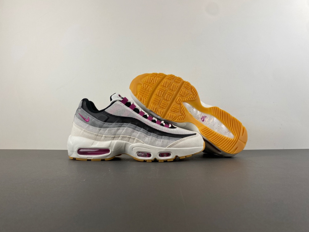 Nike SB x Air Max 95 HF7545-100