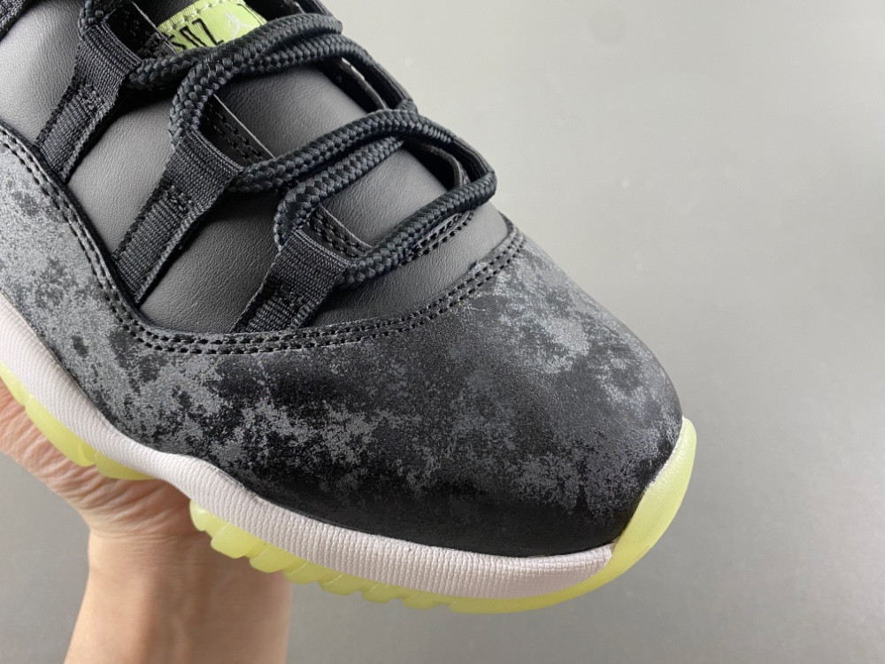 Air Jordan 11 “Sneaker School” IB1378-001