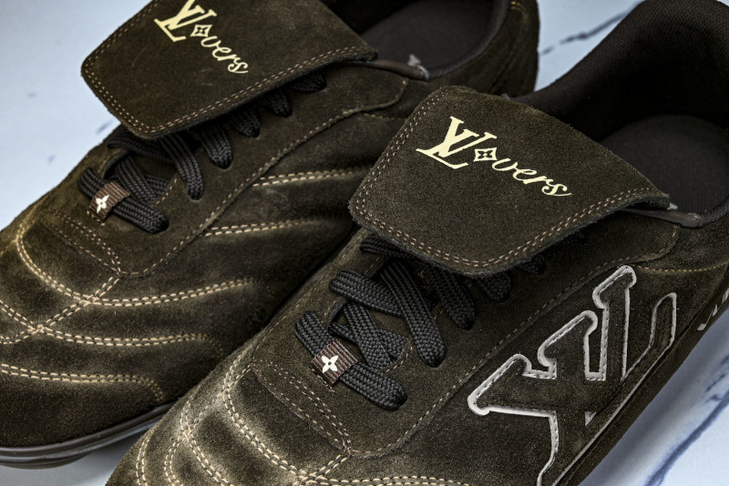 L*V Footprint Sneaker
