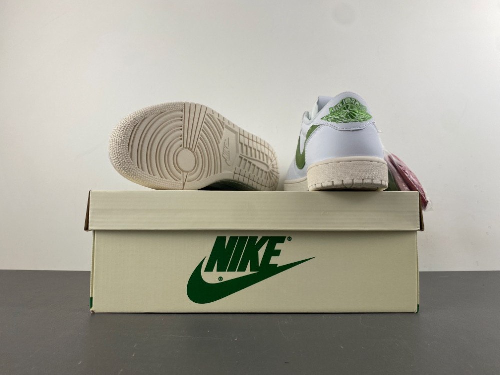 Travis Scott x Jordan Air Jordan 1 Low DM7866-956