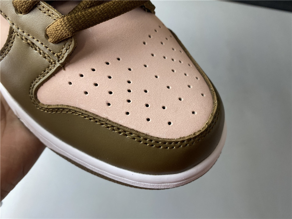 Nike Dunk SB Low Stussy Cherry 304292-671