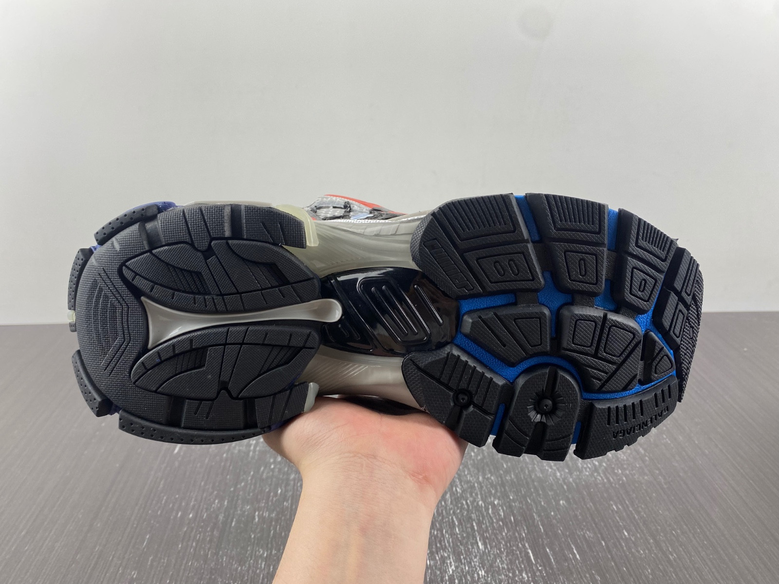 Ba*len*cia*ga runner 677403-w3rb6-1264