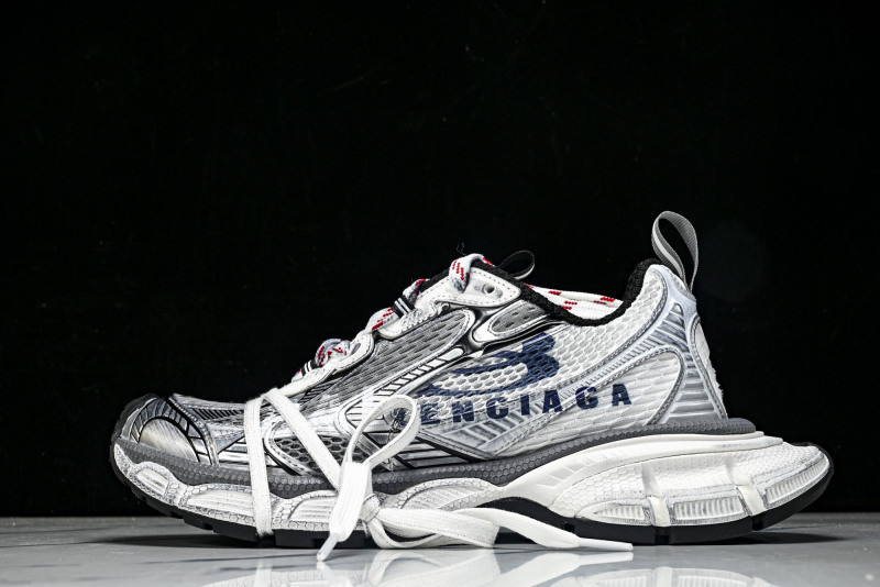 Ba1en*iaga Sneaker 3XL