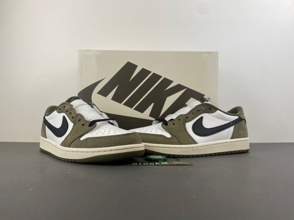 Air Jordan 1 Low OG HC6998-200