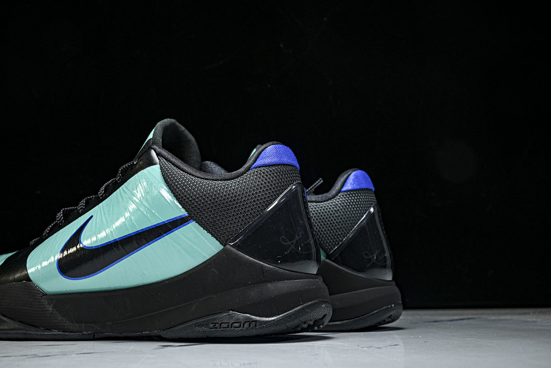 Kobe V Skills Academy IH0274-300