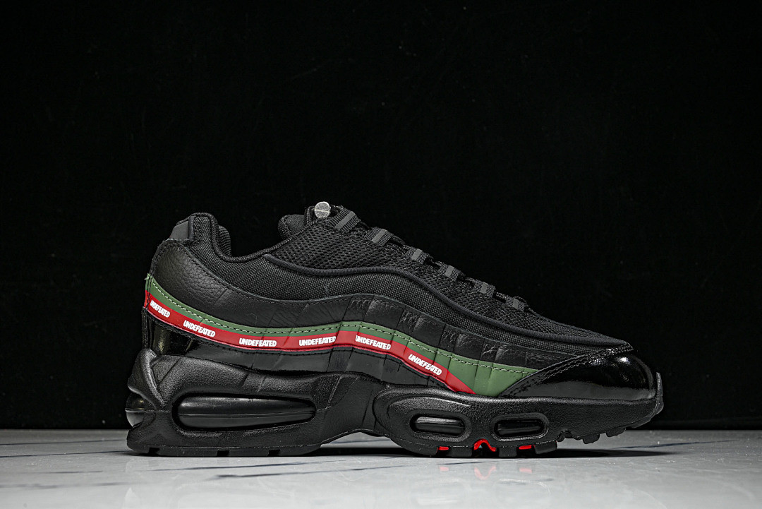 NK Air Max 95 SP Undefeated Black IB4453-001