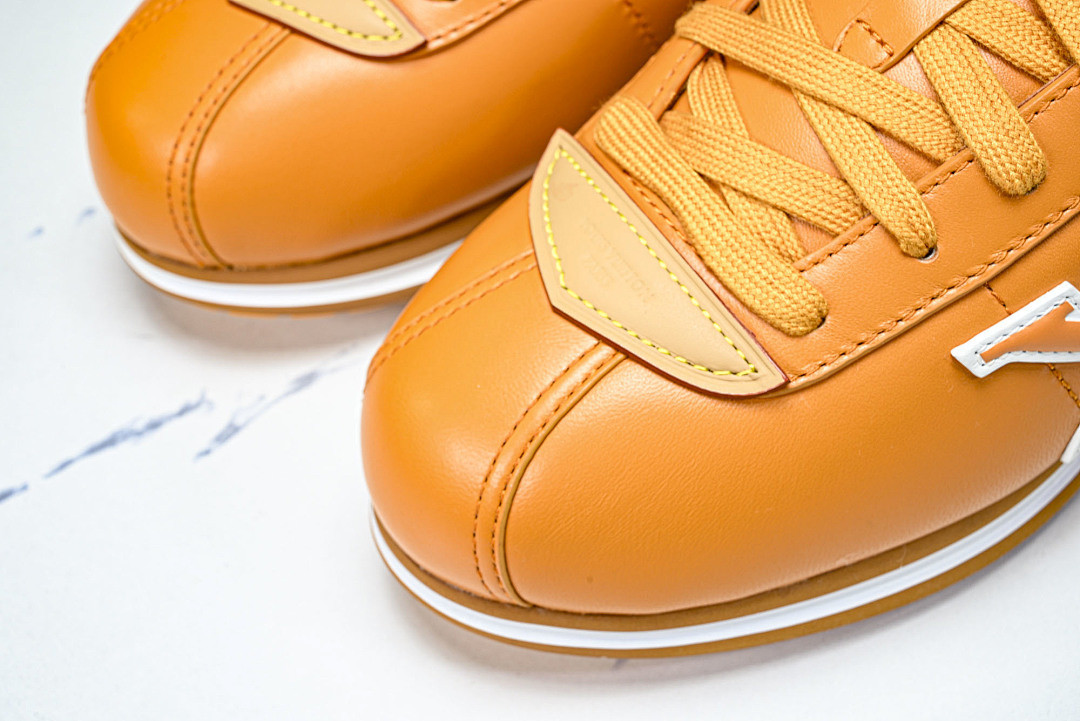L*V Buttersoft Sneaker
