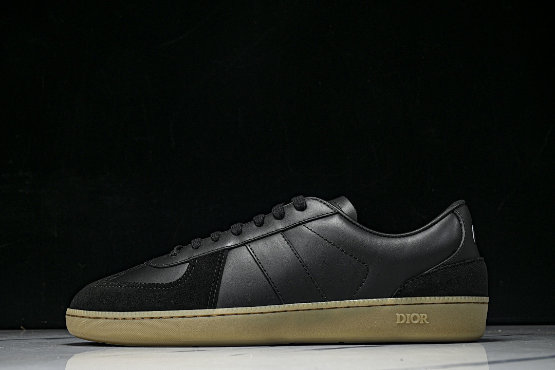 DR B01 Sneaker