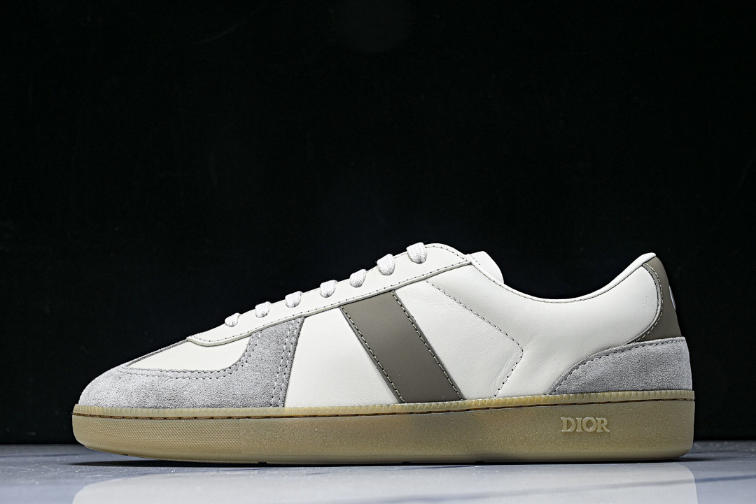 DR B01 Sneaker