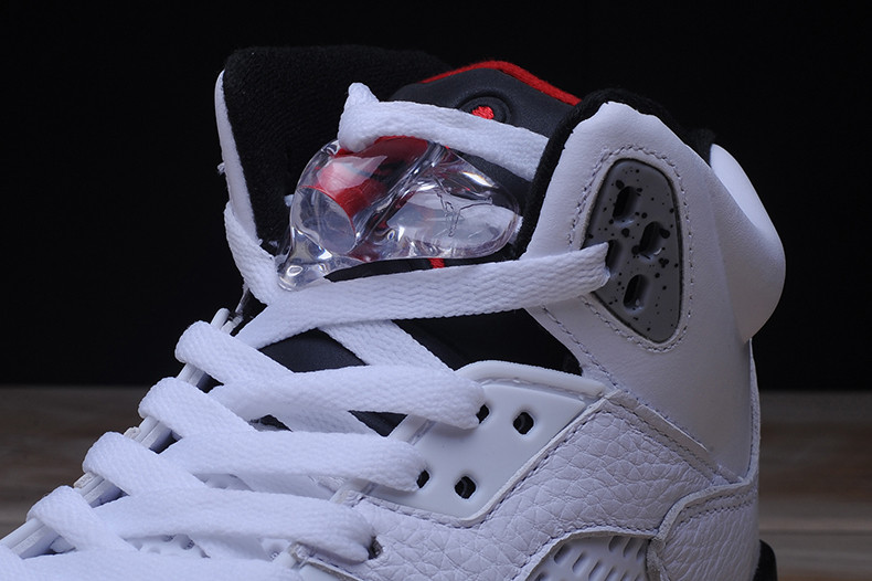 Air Jordan 5 Retro White Cement (GS) 440888-104