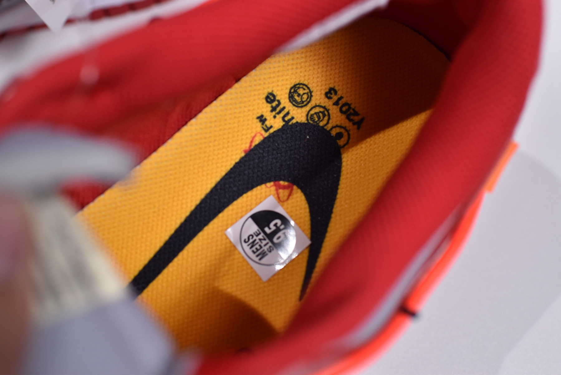 OF x Nike Dunk Low University Red CT0856-600