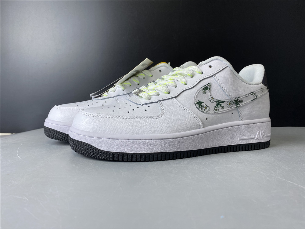 Nike Air Force 1 Low Daisy (GS) - CW5859-100