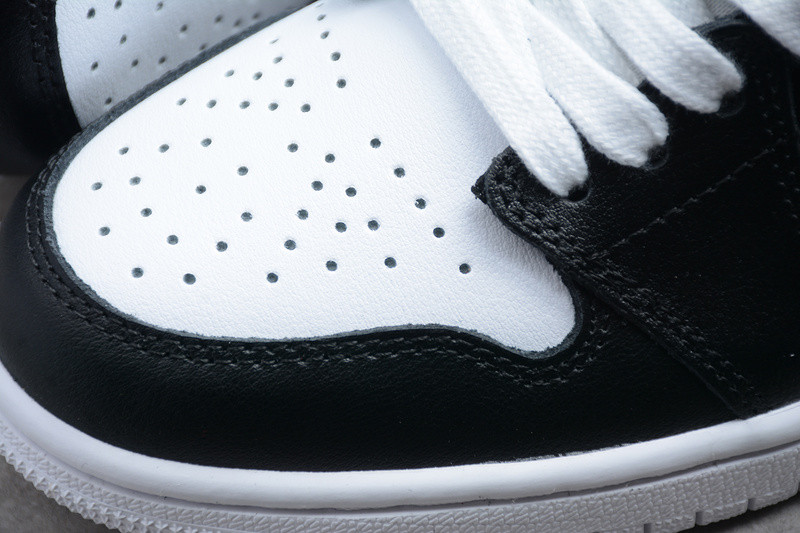 Jordan 1 Mid Black Noble Red BQ6472-016