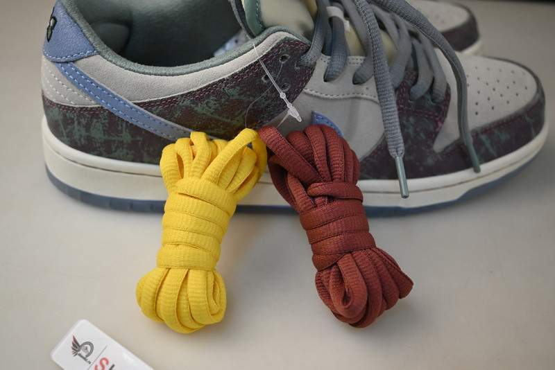 Crenshaw Skate Club x Nike SB Dunk Low FN4193-100